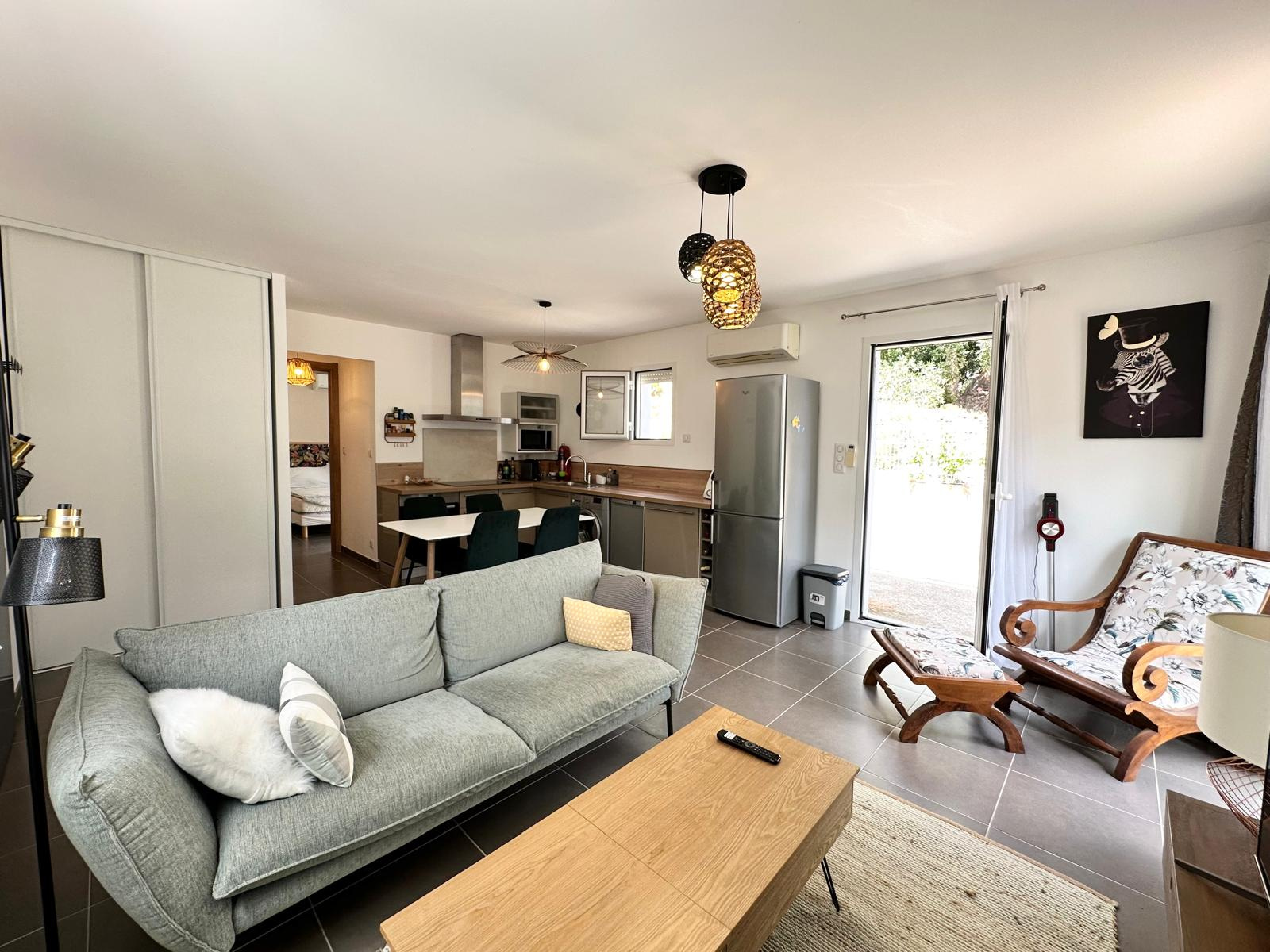 Appartement F2 meublé avec jardin et terrasse
